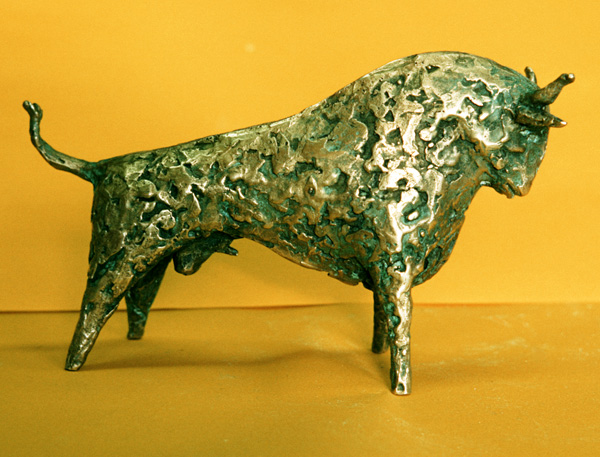 Bull 24